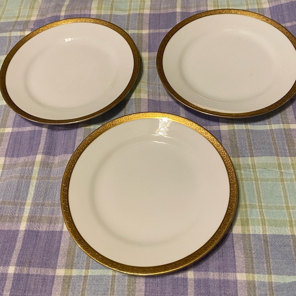 Noritake Elegant White Plates with Gold Trim